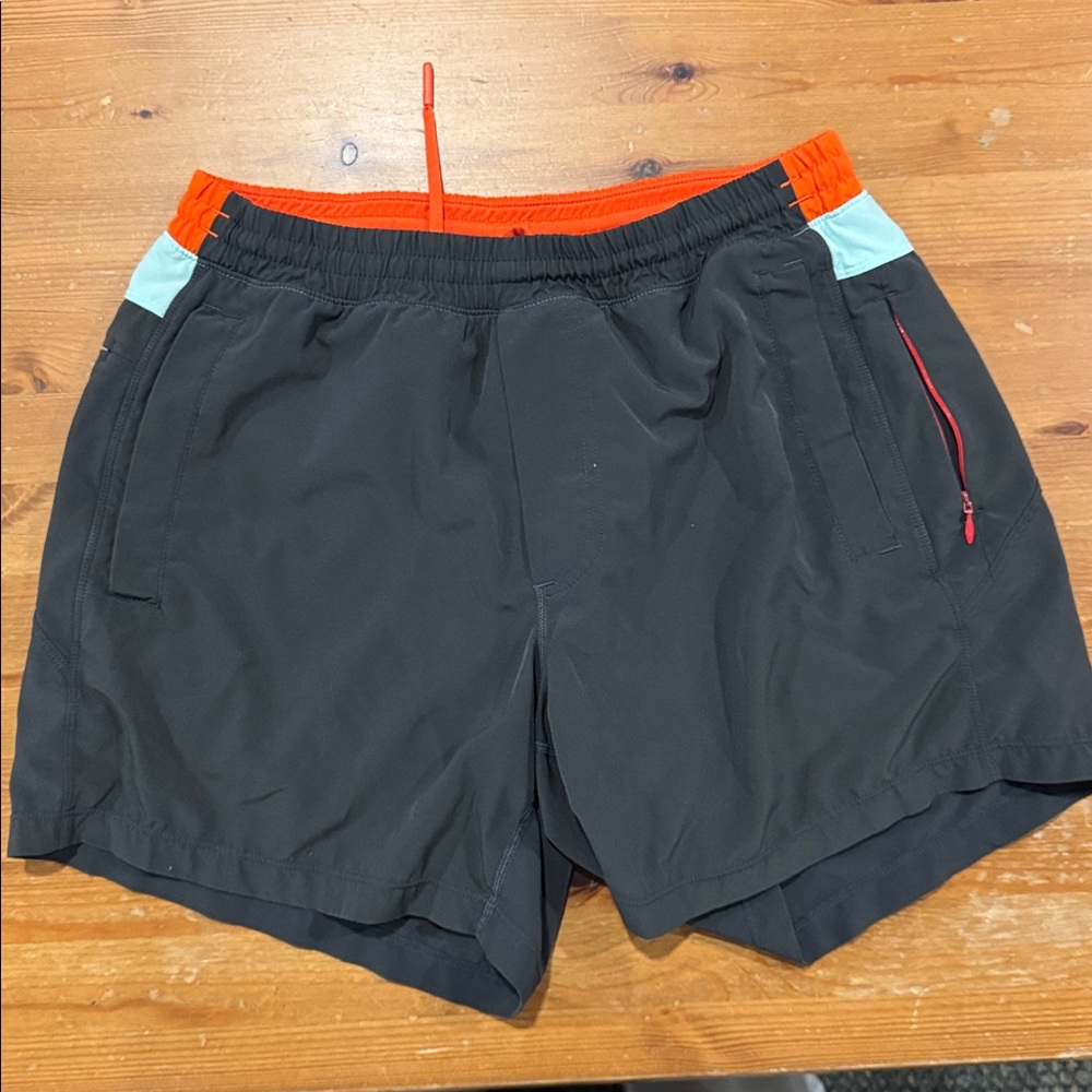 Birddogs Shorts with built-in liner. 5 inch inseam